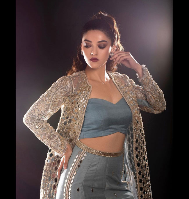 Mehreen Pirzada InstaGram New Pics